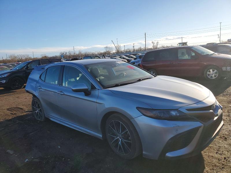 72406185 :رقم المزاد ، 4T1G11AK4MU602279 vin ، 2021 Toyota Camry Se مزاد بيع