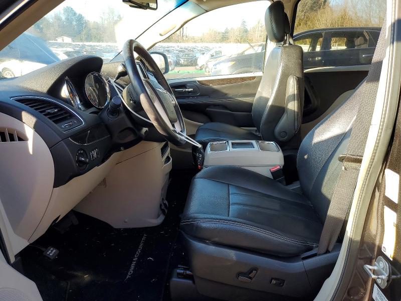 74405585 :رقم المزاد ، 2C4RC1BG8GR268423 vin ، 2016 Chrysler Town & Country مزاد بيع