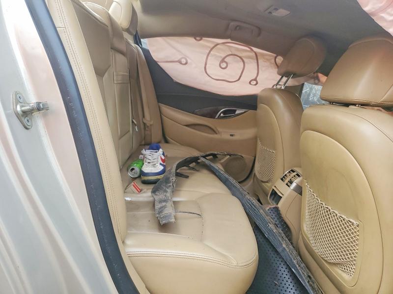 74025675 :رقم المزاد ، 1G4GC5EG1AF197943 vin ، 2010 Buick Lacrosse مزاد بيع