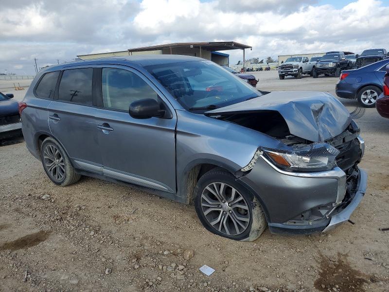 Продаж на аукціоні авто 2018 Mitsubishi Outlander, vin: JA4AD2A3XJZ062106, номер лоту: 98462475