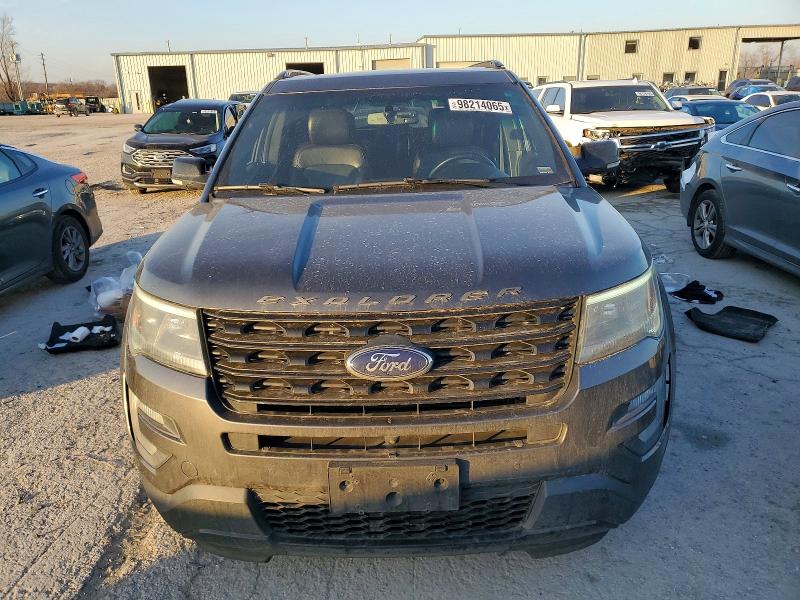 98214065 :رقم المزاد ، 1FM5K8GT6HGB05946 vin ، 2017 Ford Explorer مزاد بيع