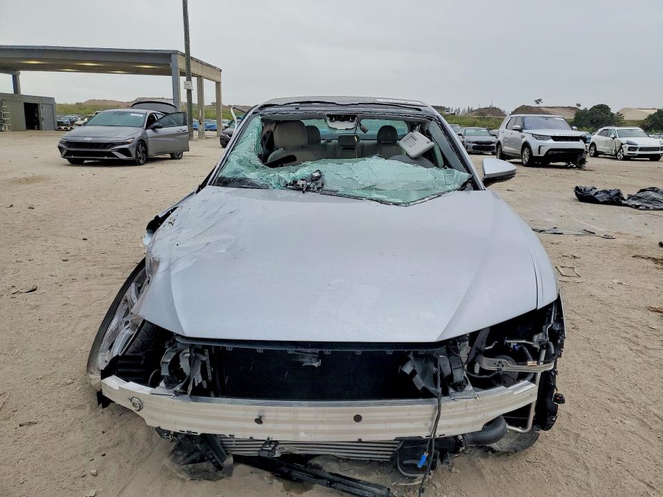 75183565 :رقم المزاد ، WAUE3BF28SN026219 vin ، 2025 Audi A6 مزاد بيع