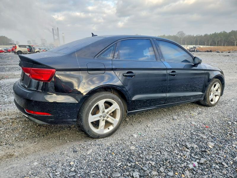 2017 Audi A3 მანქანა იყიდება აუქციონზე, vin: WAUAUGFF3H1029329, აუქციონის ნომერი: 99894615