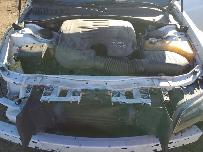73414695 :رقم المزاد ، 2C3CCAGG2KH593571 vin ، 2019 Chrysler 300 مزاد بيع