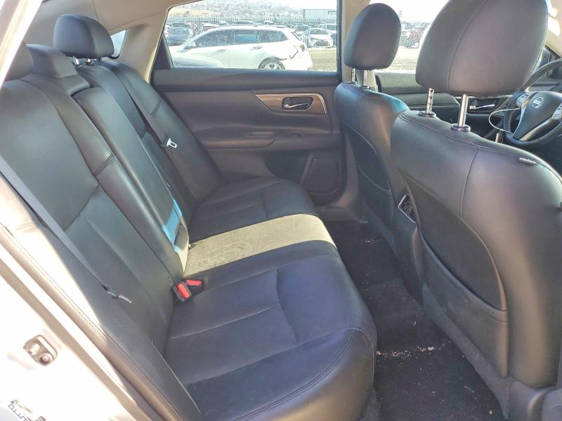 Продажа на аукционе авто 2015 Nissan Altima, vin: 1N4AL3AP6FN914425, номер лота: 72803685