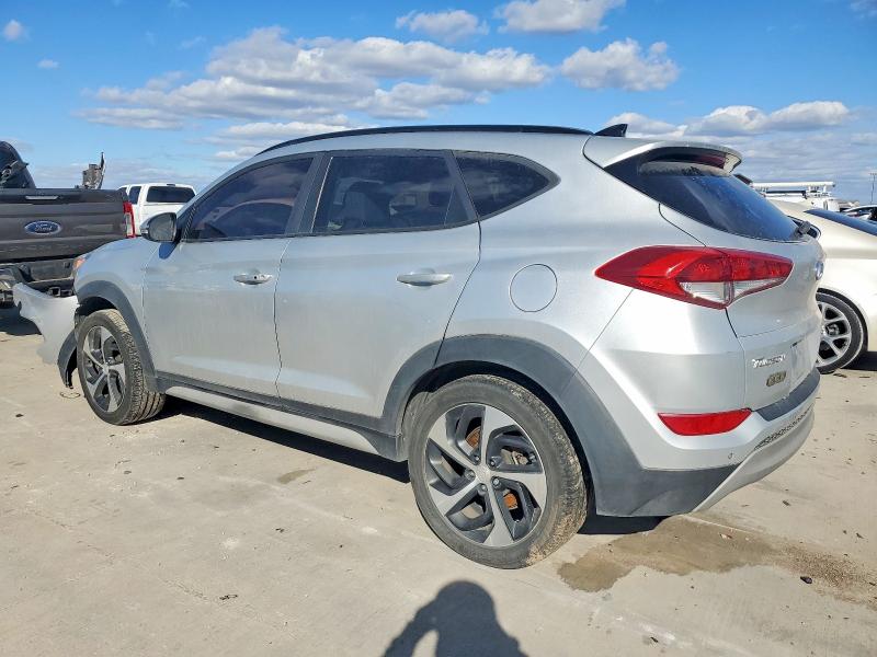 Продаж на аукціоні авто 2018 Hyundai Tucson, vin: KM8J33A28JU804176, номер лоту: 72875685