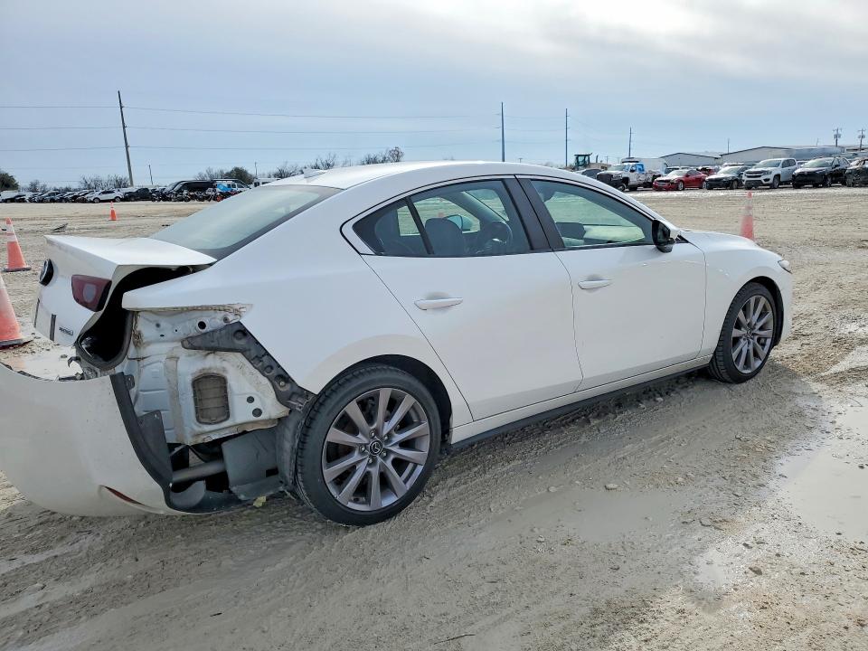 74562785 :رقم المزاد ، 3MZBPADLXLM138612 vin ، 2020 Mazda 3 مزاد بيع