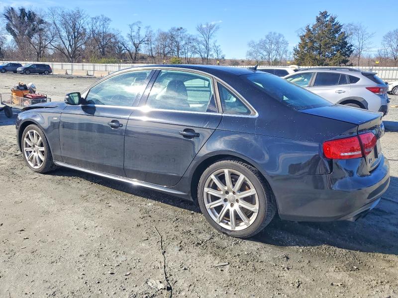 Продаж на аукціоні авто 2012 Audi A4, vin: WAUFFAFL3CN009215, номер лоту: 98650855