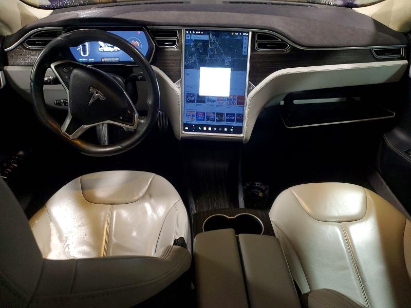 73259305 :رقم المزاد ، 5YJSA1H41FF083208 vin ، 2015 Tesla Model S مزاد بيع