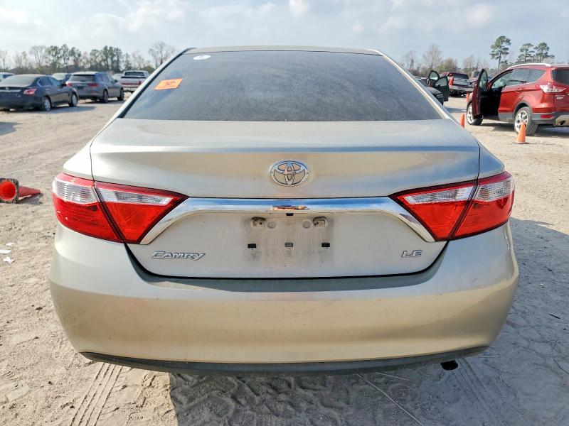 98417695 :رقم المزاد ، 4T1BF1FK7HU302777 vin ، 2017 Toyota Camry مزاد بيع