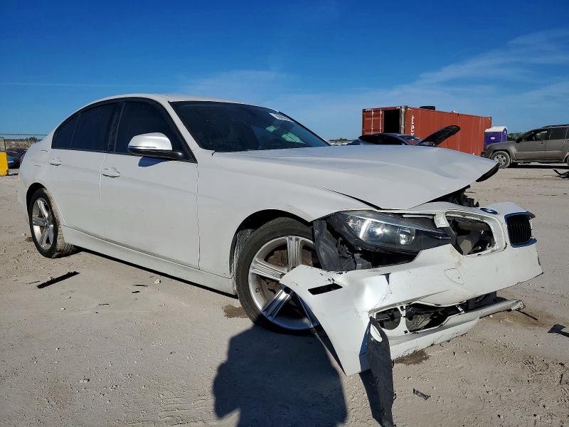 98490425 :رقم المزاد ، WBA3B1G56ENT01099 vin ، 2014 Bmw 320 مزاد بيع