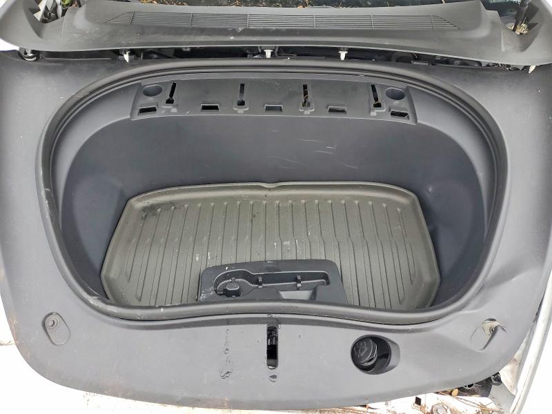Продажа на аукционе авто 2024 Tesla Model 3, vin: 5YJ3E1EA9RF745463, номер лота: 72853995
