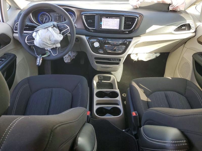 74461445 :رقم المزاد ، 2C4RC1CG3RR195091 vin ، 2024 Chrysler Voyager مزاد بيع