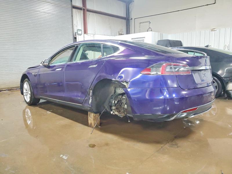 73259305 :رقم المزاد ، 5YJSA1H41FF083208 vin ، 2015 Tesla Model S مزاد بيع