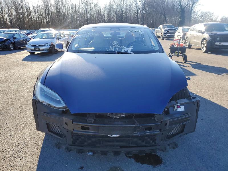 Продажа на аукционе авто 2017 Tesla Model S, vin: 5YJSA1E2XHF184401, номер лота: 99264555