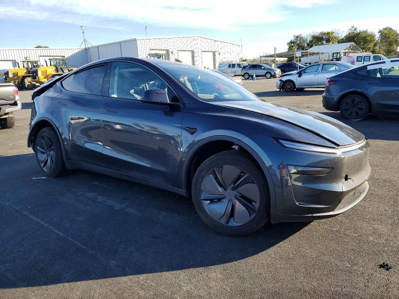 2026 Tesla Model Y მანქანა იყიდება აუქციონზე, vin: 7SAYGDED9TF542319, აუქციონის ნომერი: 72252325
