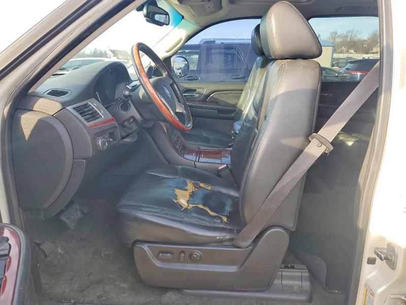 Продажа на аукционе авто 2007 Cadillac Escalade, vin: 1GYFK63887R131783, номер лота: 74043645