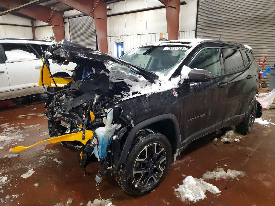 2018 Jeep Compass მანქანა იყიდება აუქციონზე, vin: 3C4NJDDB3JT501720, აუქციონის ნომერი: 75053125