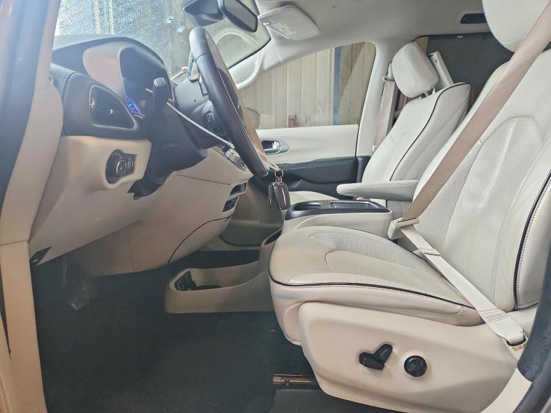 Продаж на аукціоні авто 2018 Chrysler Pacifica, vin: 2C4RC1N70JR213144, номер лоту: 99909605