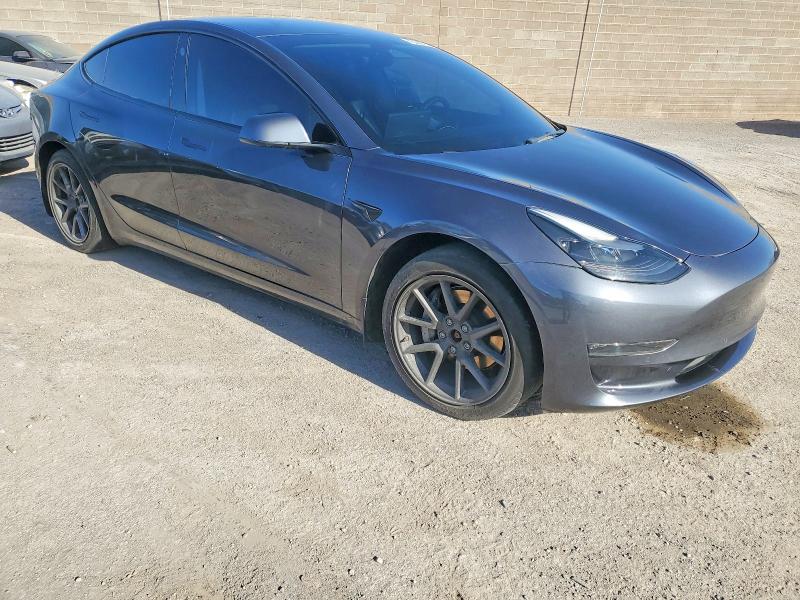 75229755 :رقم المزاد ، 5YJ3E1EB2NF198118 vin ، 2022 Tesla Model 3 مزاد بيع