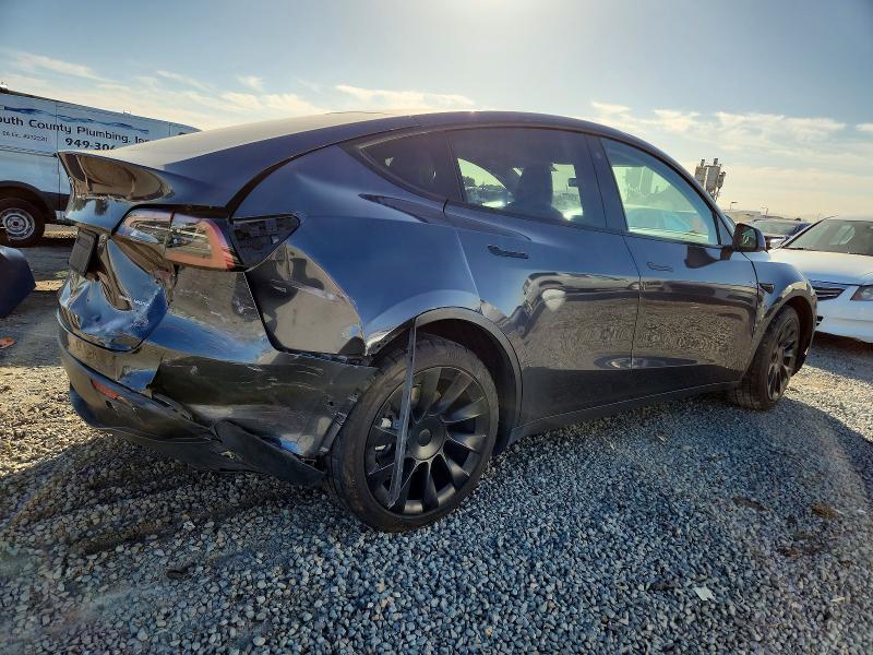 75251615 :رقم المزاد ، 7SAYGDEE5NF386114 vin ، 2022 Tesla Model Y مزاد بيع
