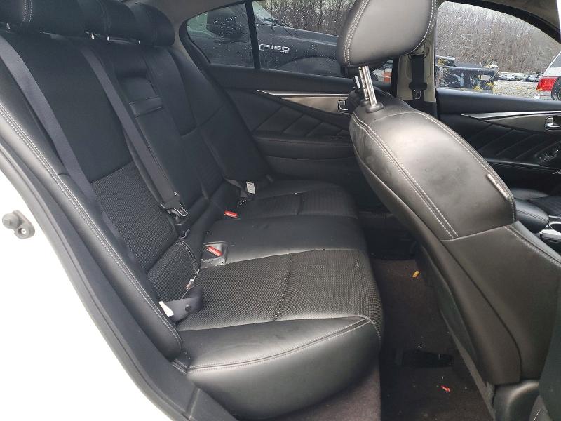 Продаж на аукціоні авто 2019 Infiniti Q50 Luxe, vin: JN1EV7AR4KM555268, номер лоту: 99232665