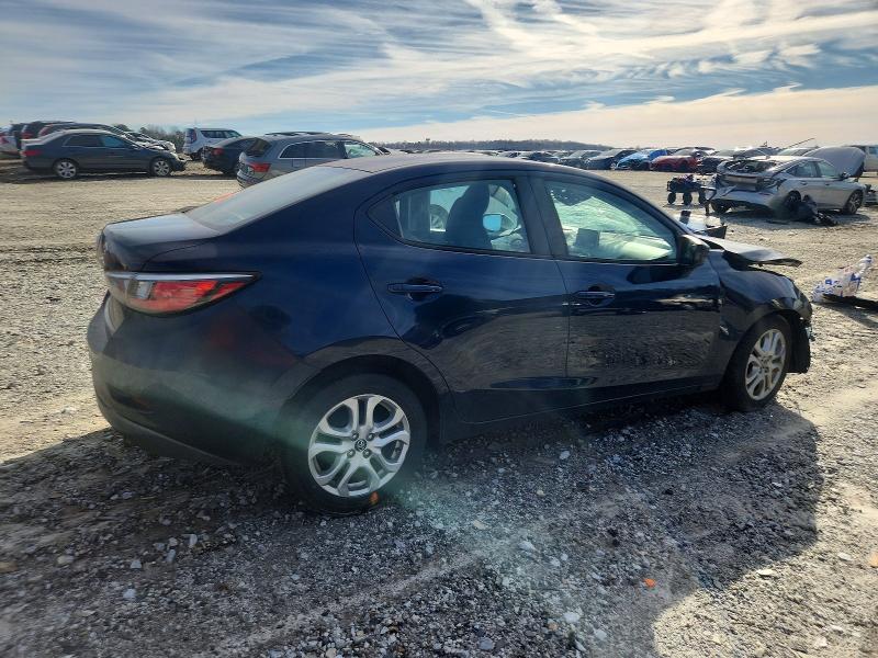 72515485 :رقم المزاد ، 3MYDLBYV1HY184811 vin ، 2017 Toyota Yaris Ia مزاد بيع