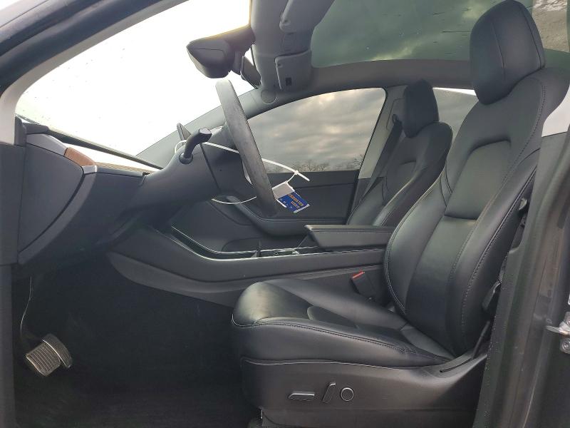 73450185 :رقم المزاد ، 5YJYGDEE8MF067530 vin ، 2021 Tesla Model Y مزاد بيع