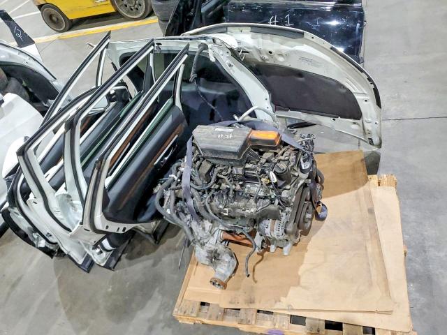 Aukcja sprzedaży 2018 Honda Cr-v, vin: 2HKRW2H59JH134771, numer aukcji: 99824885