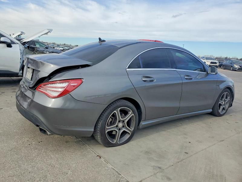 99929095 :رقم المزاد ، WDDSJ4EB4EN041027 vin ، 2014 Mercedes-benz Cla مزاد بيع