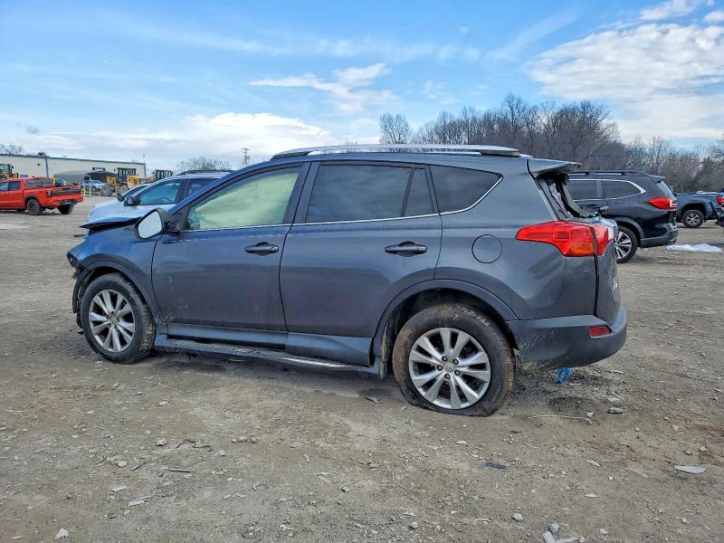 Auction sale of the 2013 Toyota Rav4, vin: JTMDFREV8DD012288, lot number: 74000565