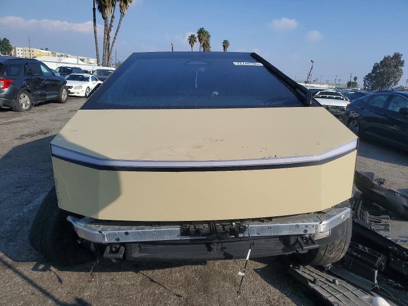 72749195 :رقم المزاد ، 7G2CEHED3RA048285 vin ، 2024 Tesla Cybertruck مزاد بيع
