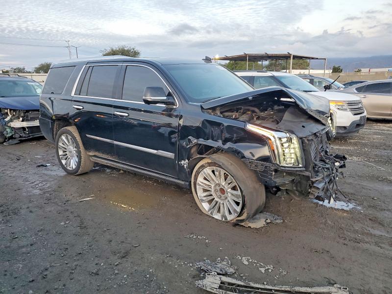 99545035 :رقم المزاد ، 1GYS3DKJ8JR205439 vin ، 2018 Cadillac Escalade مزاد بيع