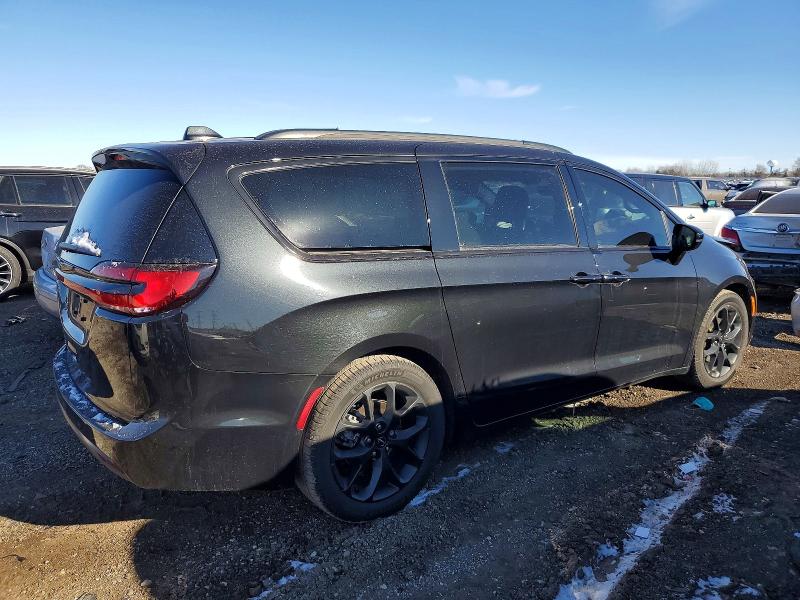 Aukcja sprzedaży 2021 Chrysler Pacifica, vin: 2C4RC1FG5MR592662, numer aukcji: 72940535
