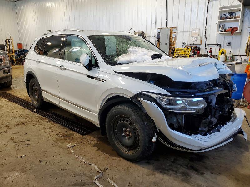 Продажа на аукционе авто 2024 Volkswagen Tiguan, vin: 3VV4B7AX4RM149037, номер лота: 73209545