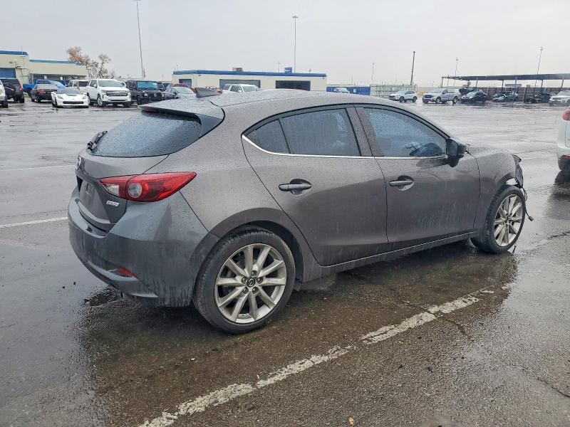 Aukcja sprzedaży 2018 Mazda 3, vin: 3MZBN1M37JM230957, numer aukcji: 73643445