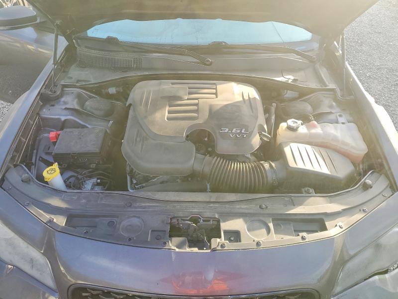 98325385 :رقم المزاد ، 2C3CCABG0PH585211 vin ، 2023 Chrysler 300 مزاد بيع