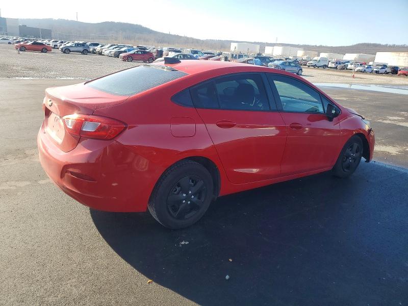 98701955 :رقم المزاد ، 1G1BC5SM6J7139452 vin ، 2018 Chevrolet Cruze مزاد بيع