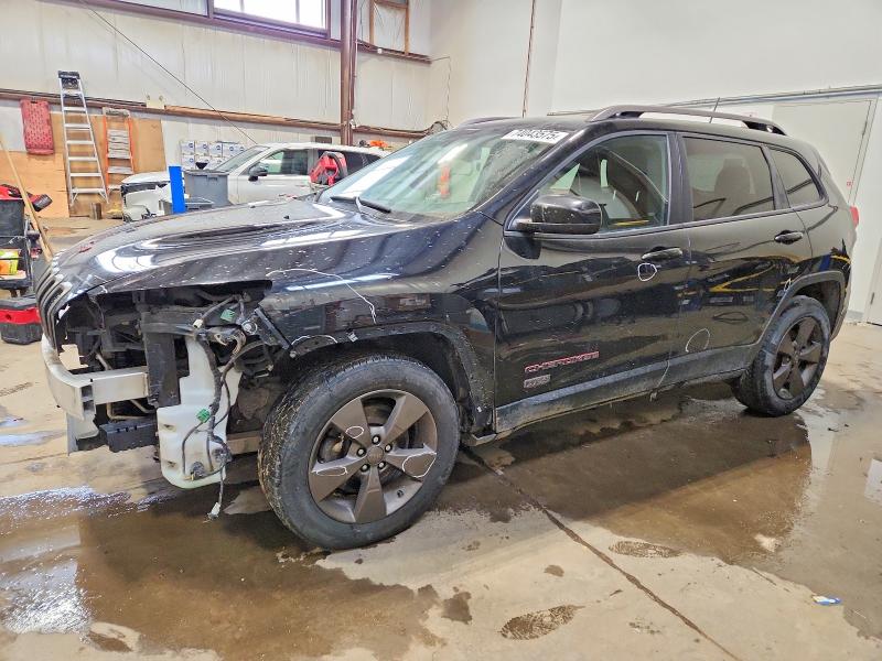 67843496 :رقم المزاد ، 1C4PJMCS0HW578981 vin ، 2017 Jeep Cherokee مزاد بيع