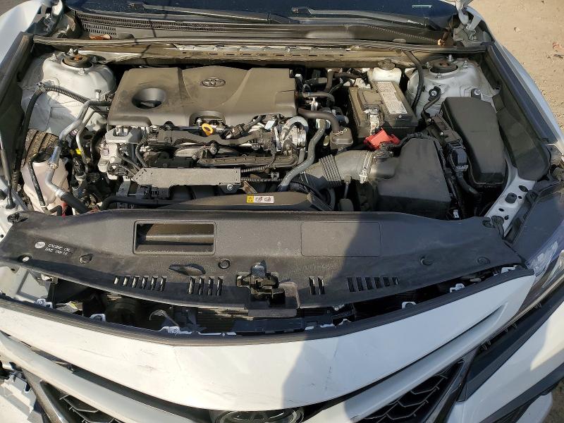 2022 Toyota Camry მანქანა იყიდება აუქციონზე, vin: 4T1K61AK9NU015413, აუქციონის ნომერი: 98356335