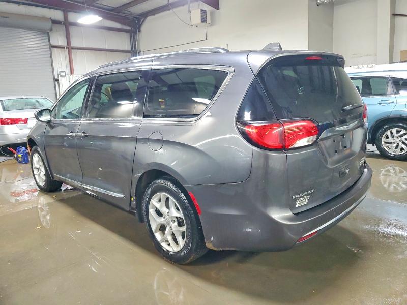 2017 Chrysler Pacifica მანქანა იყიდება აუქციონზე, vin: 2C4RC1EG1HR628127, აუქციონის ნომერი: 73388105