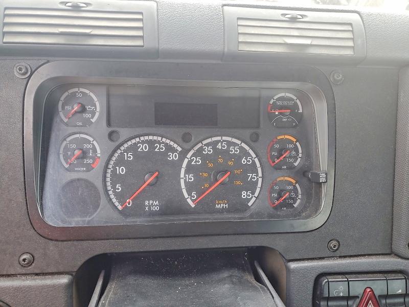 72888335 :رقم المزاد ، 1FUBGEDV5GLHC5665 vin ، 2016 Freightliner Cascadia 1 مزاد بيع