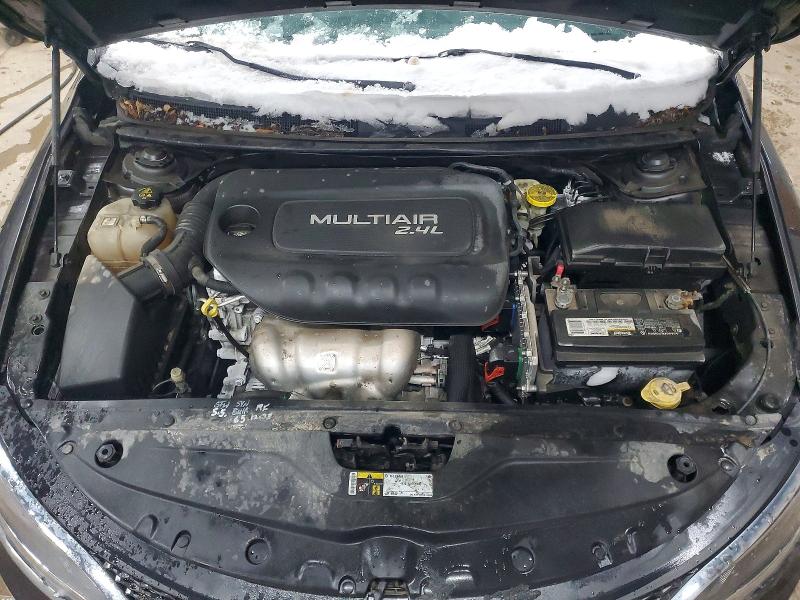 73548835 :رقم المزاد ، 1C3CCCABXFN638245 vin ، 2015 Chrysler 200 مزاد بيع
