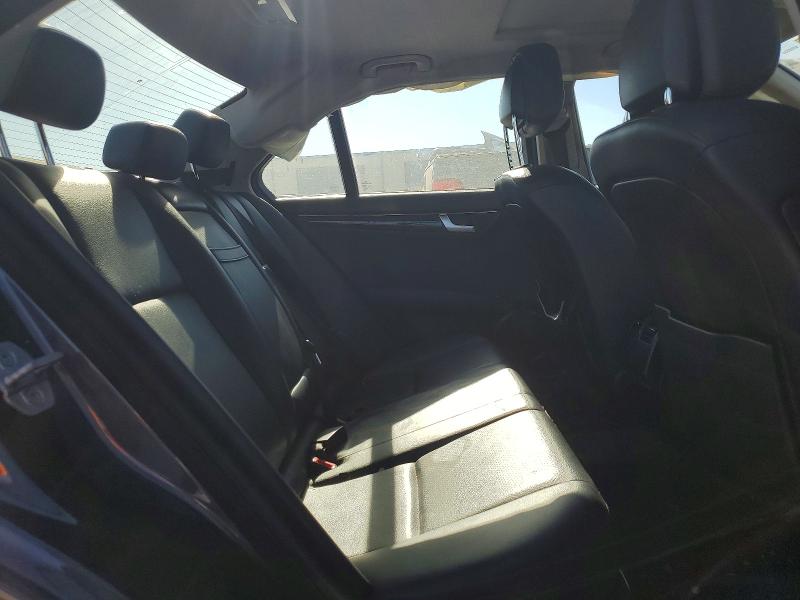 Продаж на аукціоні авто 2013 Mercedes-benz C, vin: WDDGF8AB9DR277779, номер лоту: 98585655