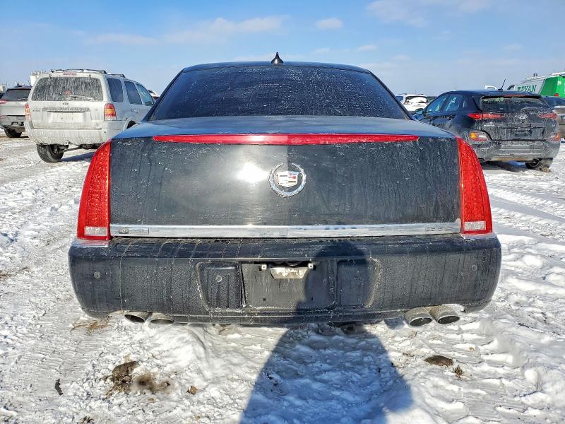 2011 Cadillac Dts მანქანა იყიდება აუქციონზე, vin: 1G6KH5E67BU141268, აუქციონის ნომერი: 74624085