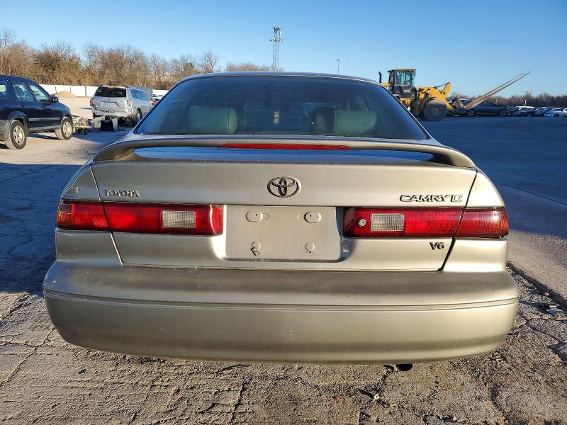 Aukcja sprzedaży 1998 Toyota Camry Le, vin: JT2BF22K7X0172157, numer aukcji: 72809355