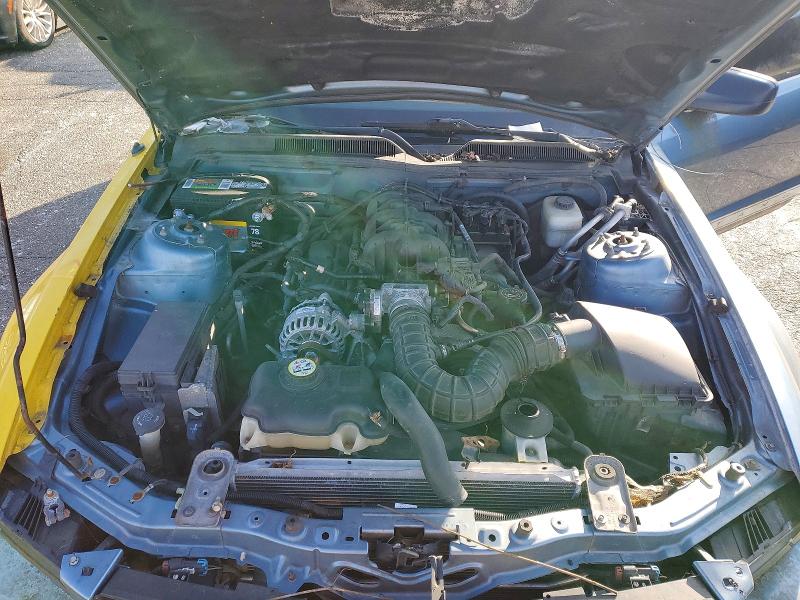 73081145 :رقم المزاد ، 1ZVHT80NX85122199 vin ، 2008 Ford Mustang مزاد بيع