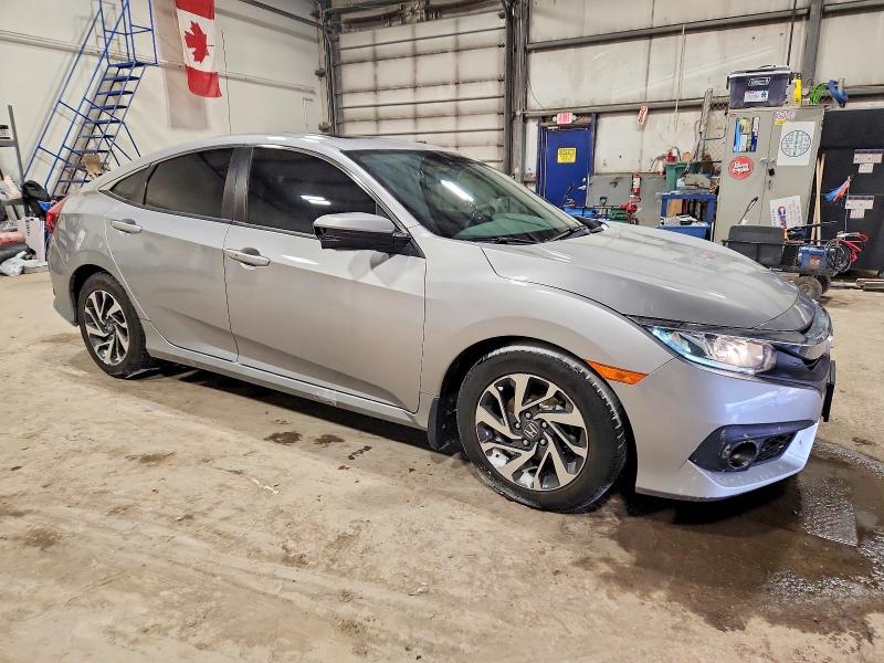 Продажа на аукционе авто 2018 Honda Civic Ex, vin: 2HGFC2F84JH017540, номер лота: 73154565