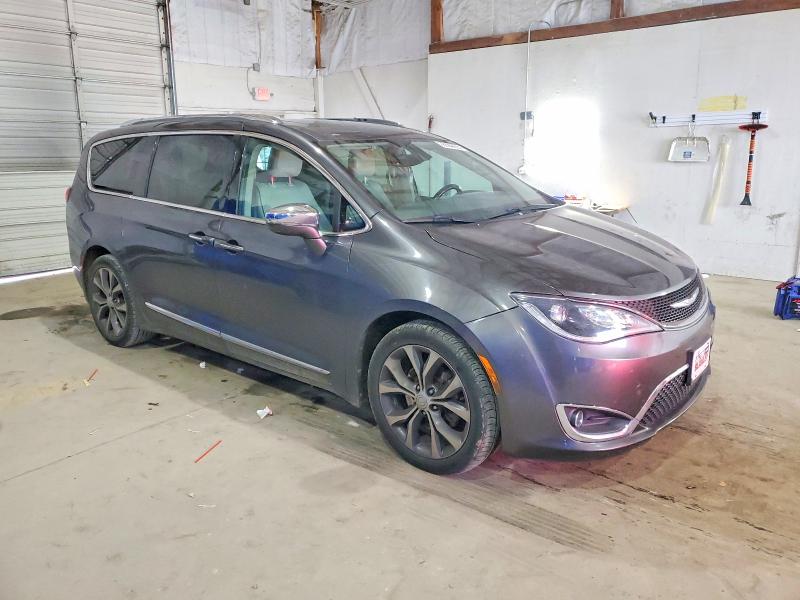 98864455 :رقم المزاد ، 2C4RC1GG2HR787963 vin ، 2017 Chrysler Pacifica مزاد بيع