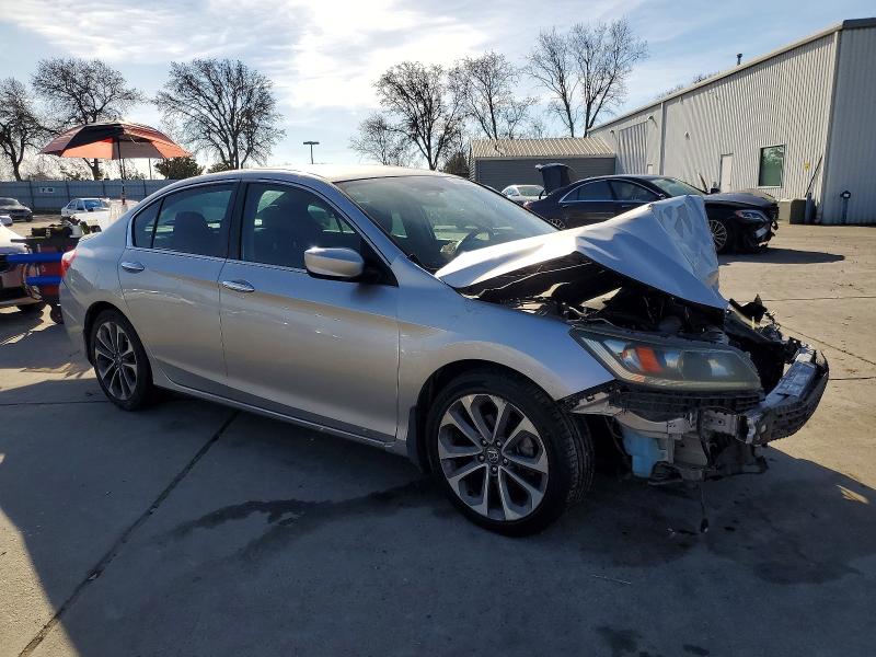 Auction sale of the 2015 Honda Accord, vin: 1HGCR2F50FA135842, lot number: 72678655